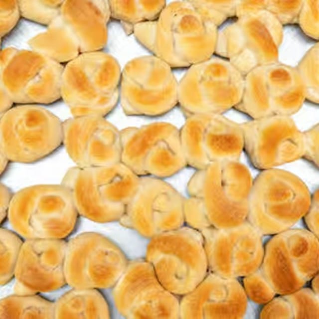Garlic Knots.