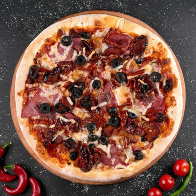 Capricciosa Pizza.